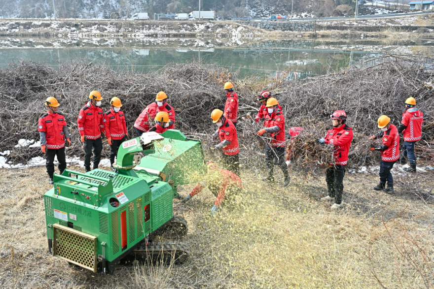 영농부산물 수거 파쇄 합동캠페인)-3(J91_1436).jpg