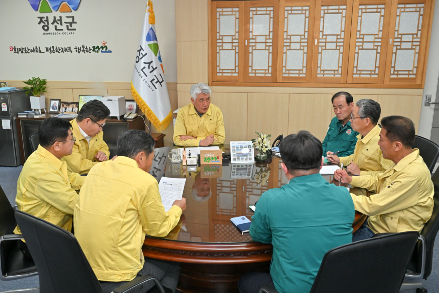 260405(일)사진자료(중동 전쟁발 유가 급등에 강원 정선군, 농민· 화물·택시·택배·건설기계 사업자 유류비 추가지원 추진).jpg
