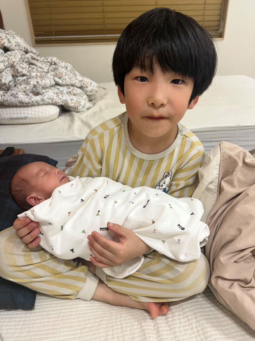 260415(수)사진자료(문곡리 한반도마을 20년만에 아기 탄생) (1).jpg