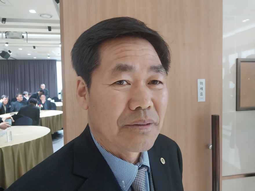 심재룡 정선군농업인단체연합회장.jpg