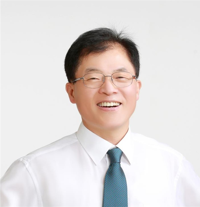 260510(일)사진자료(‘정선군민대상’에 황인오 사북민주항쟁동지회 회장 선정).jpg