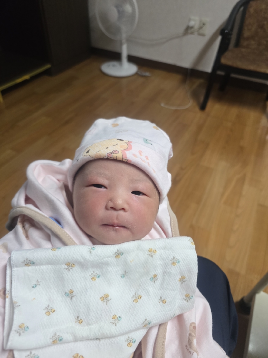 10년 만에 울린 아기 울음소리’ 정선 화암면에 찾아온 특별한 기쁨) (1).png