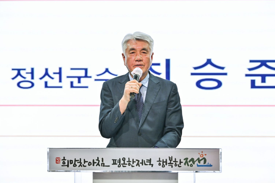 js20260816(광복 81주년 기념예배 및 정선군 민선9기 축복기도회)-2(J92_2551).jpg