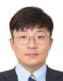 260930(수)사진자료(정선군, 2026년 명예군민 안흥고 교사 이원재) 50%.jpg