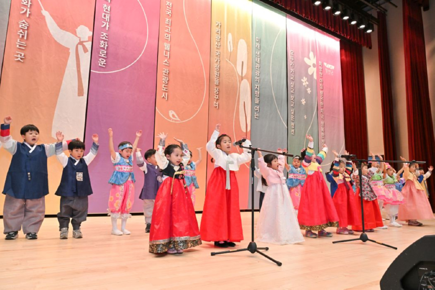 js20261021(정선읍 경로잔치)-1(J91_7847).jpg