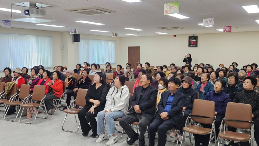 261022(목)사진자료(민주평화통일자문회의 정선군협의회 「2026 평화통일 시민교실 」 개최) (2).jpg