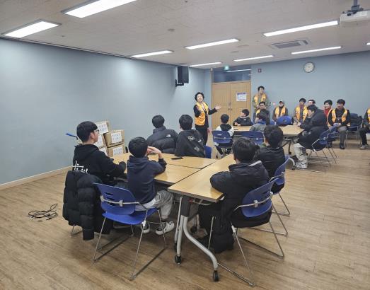 정선중앙라이온스 클럽, ‘사북청소년방과후아카데미 아리나래’와의 교류활동