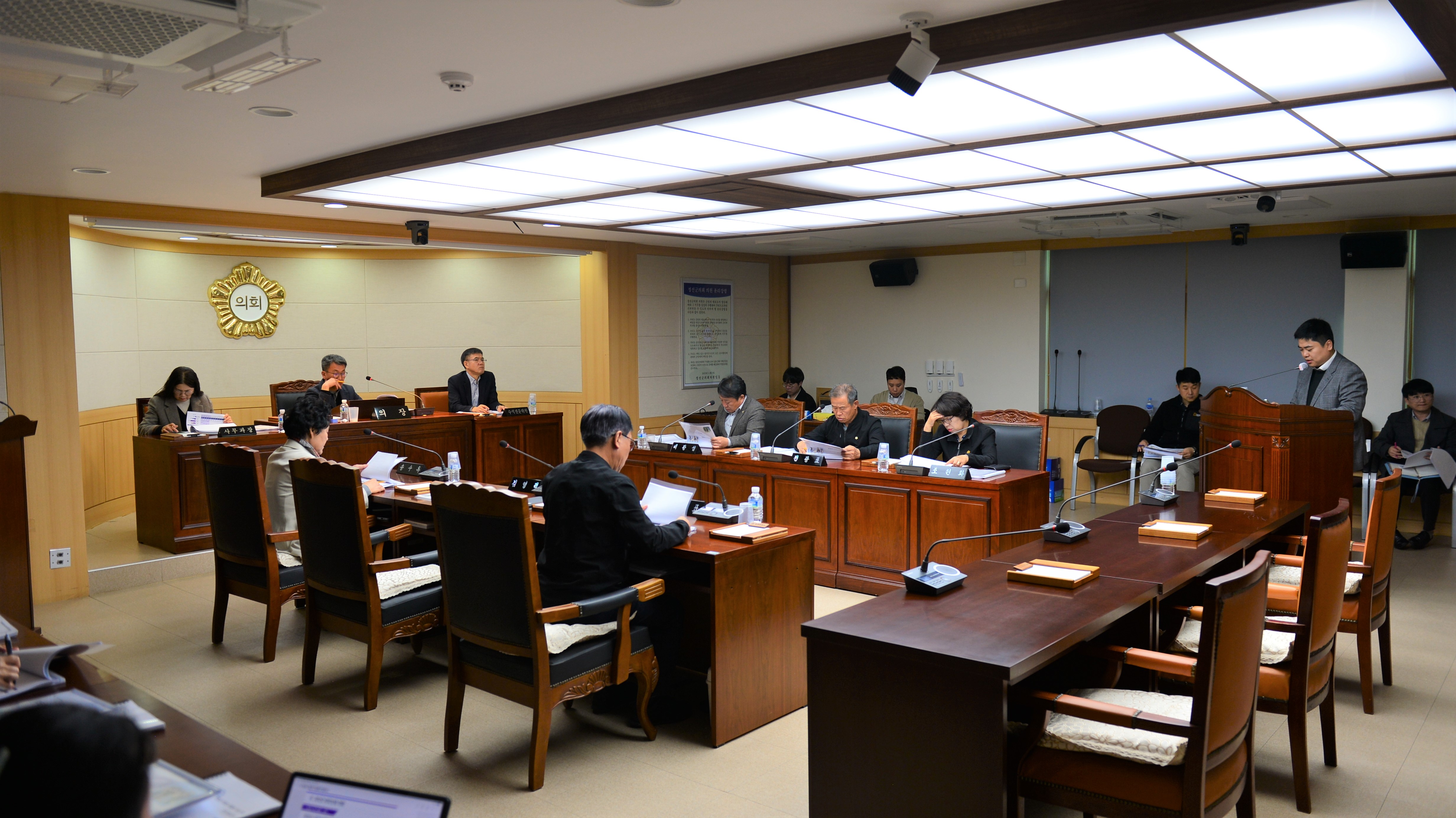 정선군의회, 중장년층 맞춤형 지원 정책 연구용역 최종보고회 개최